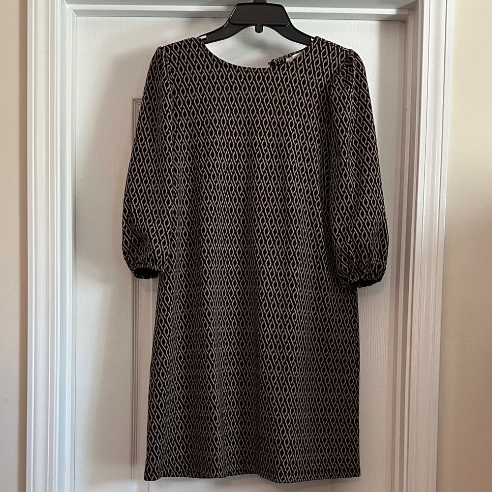 Loft Printed Black and Cream Long Sleeve Shift Dress